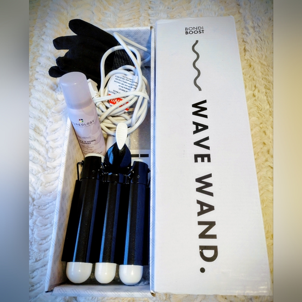 Bondi Boos Triple Barrel 1.25 Inch Wave Wand Hair Styling Tool